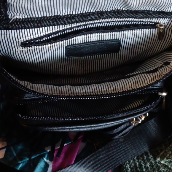 Waist/sling flared bag - Picture 3 of 3